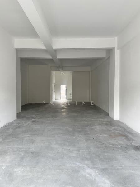 Shop / Office untuk Disewa di Bandar Bukit Tinggi (Klang) - Pauline Chow - Interior - PropertyGuru.com.my