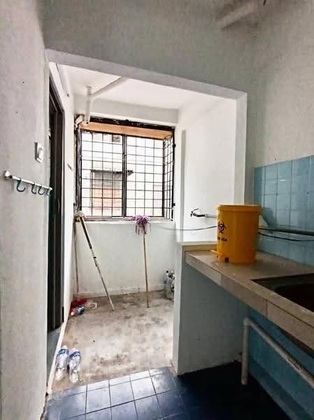 Flat for Sale at Desa Mutiara - Ahmad Muslim - Kitchen - PropertyGuru.com.my