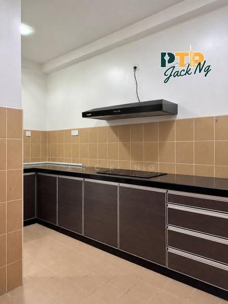 Condominium for Rent at Cassia Resort Condominium - Jack Ng - Kitchen - PropertyGuru.com.my