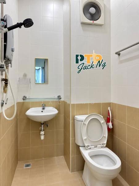 Condominium for Rent at Cassia Resort Condominium - Jack Ng - Bathroom - PropertyGuru.com.my