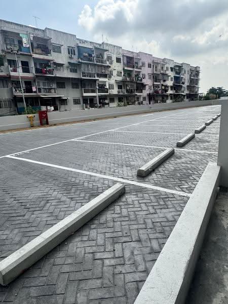 Shop / Office untuk Disewa di Bandar Bukit Tinggi (Klang) - Pauline Chow - Exterior - PropertyGuru.com.my