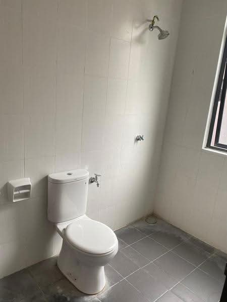 Rumah Teres untuk Dijual di Kajang East (Semenyih) - Vince Lim - Bathroom - PropertyGuru.com.my