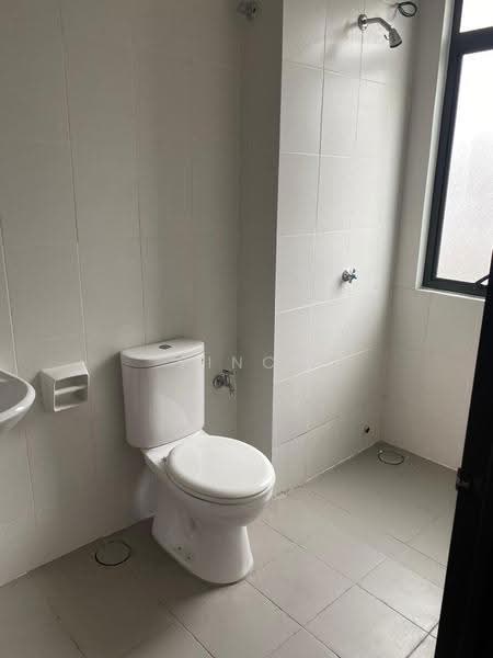 Rumah Teres untuk Dijual di Kajang East (Semenyih) - Vince Lim - Bathroom - PropertyGuru.com.my