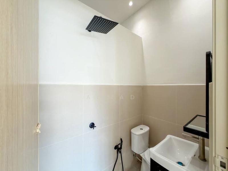 Rumah Teres 1-Tingkat untuk Dijual di Taman Dusun Jaya (Semenyih) - Ahmad Muslim - Bathroom - PropertyGuru.com.my