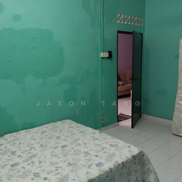 Link Bungalow for Rent in Plentong (Johor) - Jason Tang - Bedroom - PropertyGuru.com.my