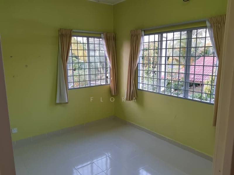 Bungalow House for Sale in Rasah Kemayan (Seremban) - Flora T - PropertyGuru.com.my