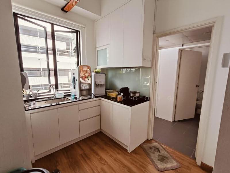 Shop / Office untuk Disewa di Southkey (Johor Bahru) - Steph Choong - Kitchen - PropertyGuru.com.my