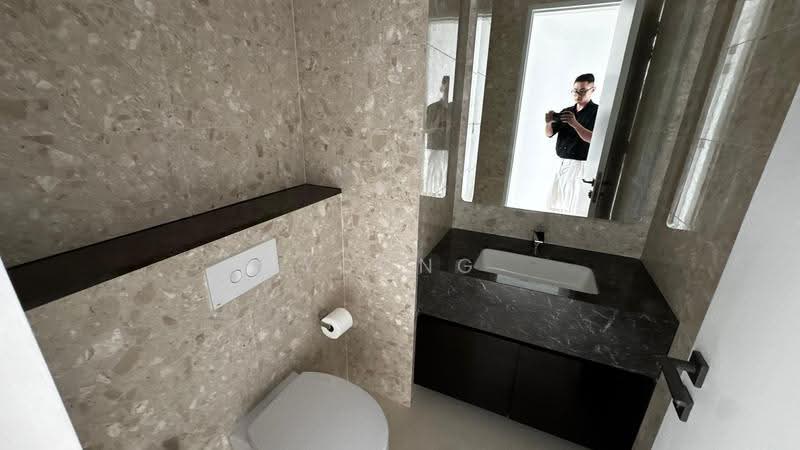 Service Residence for Sale at Pavilion Damansara Heights - Yoong CF - Bathroom - PropertyGuru.com.my