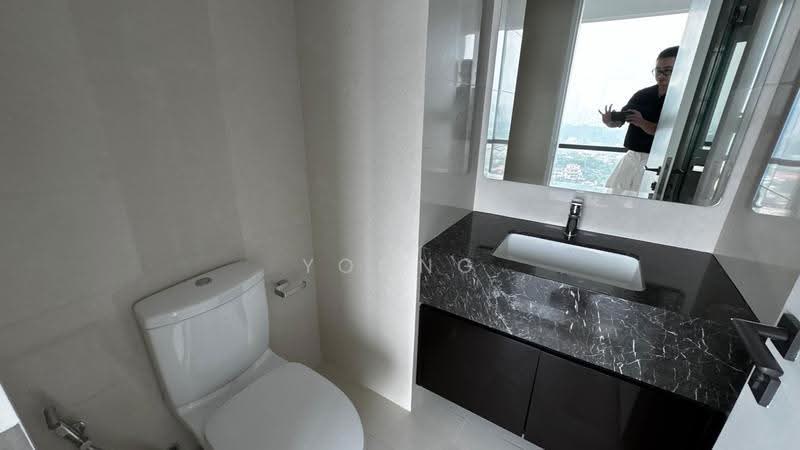 Service Residence for Sale at Pavilion Damansara Heights - Yoong CF - Bathroom - PropertyGuru.com.my