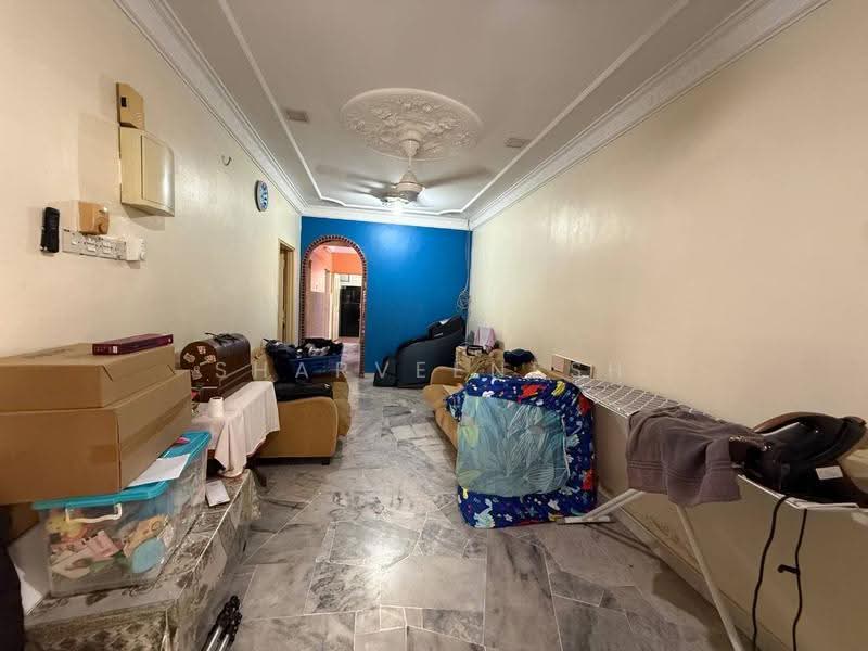Rumah Teres 1-Tingkat untuk Dijual di Shah Alam (Selangor) - Sharveenesh V - Living Room - PropertyGuru.com.my