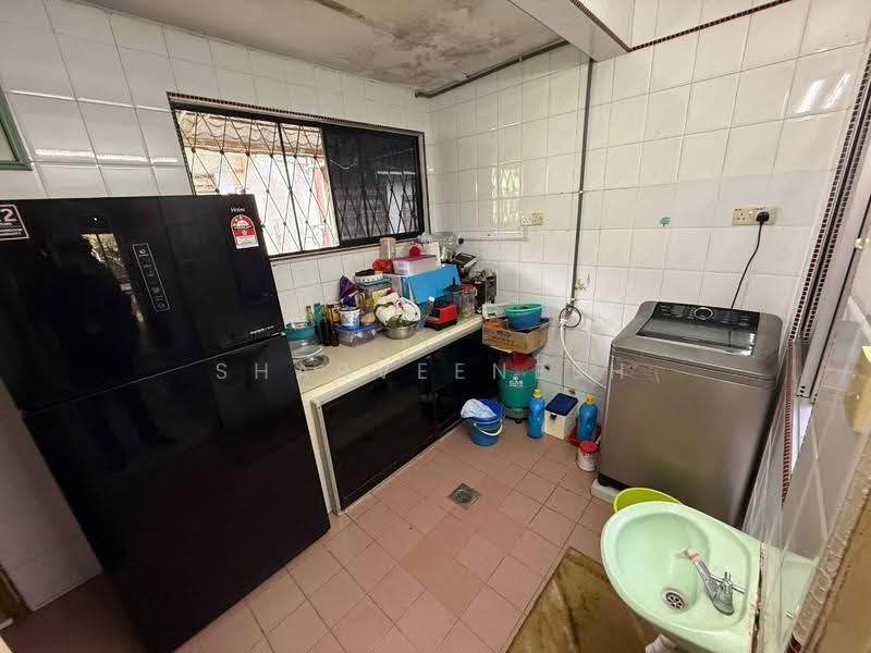 Rumah Teres 1-Tingkat untuk Dijual di Shah Alam (Selangor) - Sharveenesh V - Kitchen - PropertyGuru.com.my