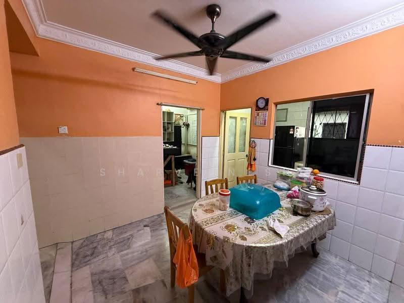 Rumah Teres 1-Tingkat untuk Dijual di Shah Alam (Selangor) - Sharveenesh V - Dining Room - PropertyGuru.com.my
