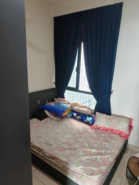 Service Residence for Sale at D'Summit Residences - Ken Chai - Bedroom - PropertyGuru.com.my