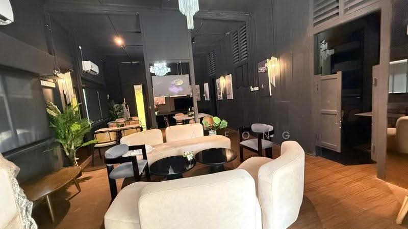 Banglo Komersial untuk Disewa di Johor Bahru (Johor) - Alicia Fong - Living Room - PropertyGuru.com.my