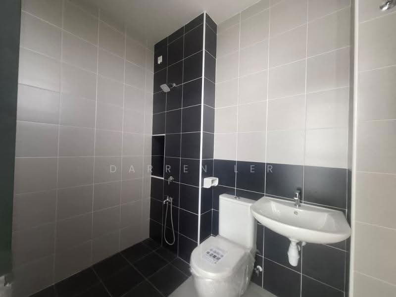 Rumah Teres 2-Tingkat untuk Dijual di Bandar Tiram (Ulu Tiram) - Darren Ler - PropertyGuru.com.my