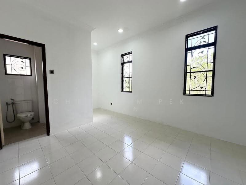 2-storey Terraced House for Sale in Sungai Long (Bandar Sungai Long) - Chris Lim Pek Yean - Bathroom - PropertyGuru.com.my