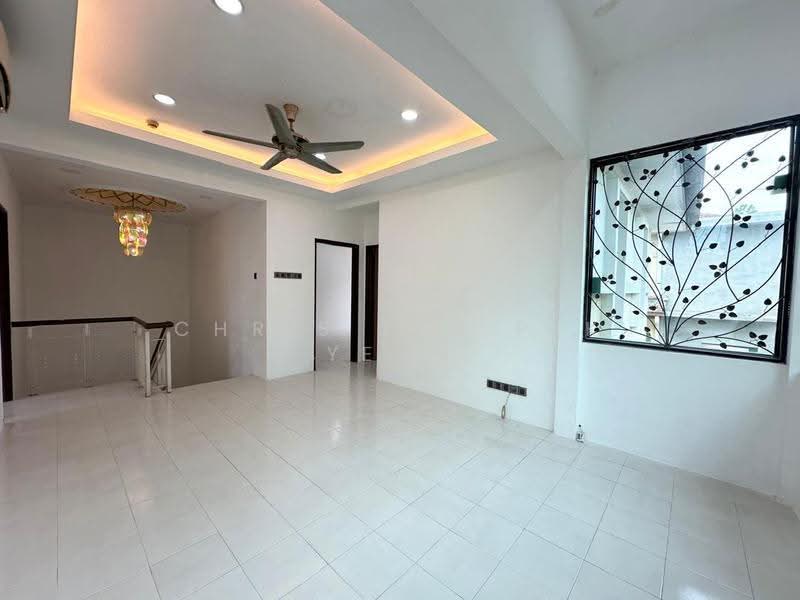 2-storey Terraced House for Sale in Sungai Long (Bandar Sungai Long) - Chris Lim Pek Yean - Interior - PropertyGuru.com.my