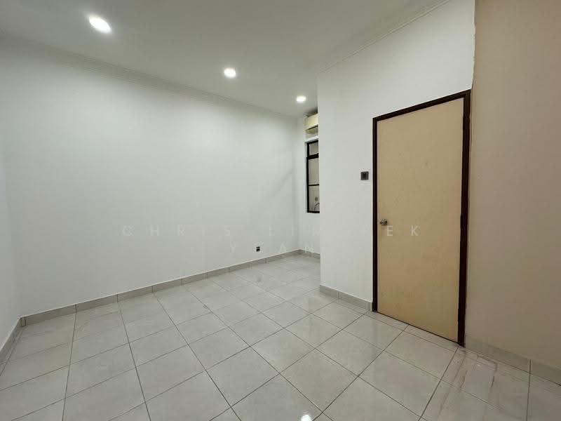 2-storey Terraced House for Sale in Sungai Long (Bandar Sungai Long) - Chris Lim Pek Yean - Interior - PropertyGuru.com.my