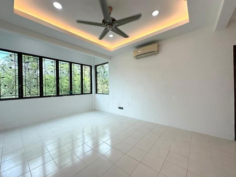 2-storey Terraced House for Sale in Sungai Long (Bandar Sungai Long) - Chris Lim Pek Yean - Interior - PropertyGuru.com.my