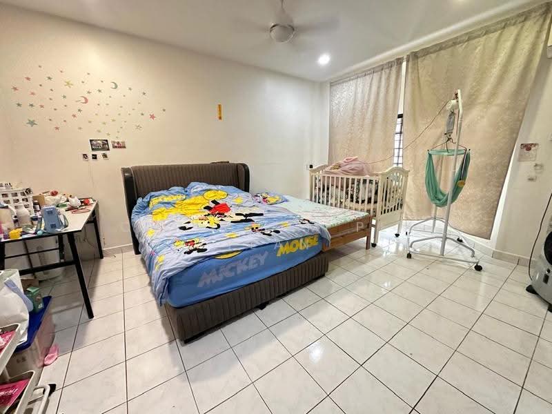 Semi-Detached House for Sale in Bandar Sungai Long (Selangor) - Chris Lim Pek Yean - Bedroom - PropertyGuru.com.my