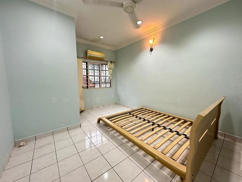 Semi-Detached House for Sale in Bandar Sungai Long (Selangor) - Chris Lim Pek Yean - Bedroom - PropertyGuru.com.my
