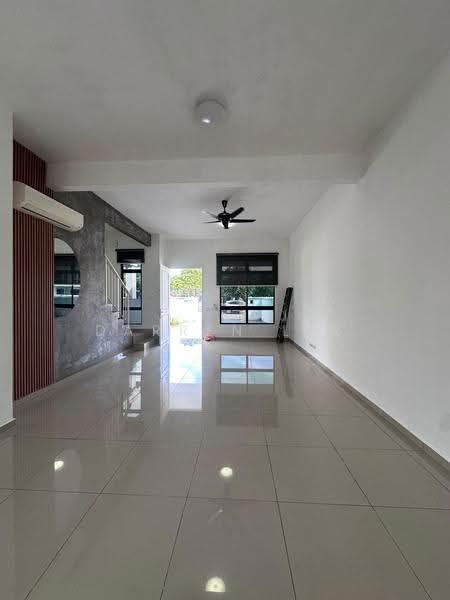 Rumah Teres 2-Tingkat untuk Dijual di Taman Kota Masai (Pasir Gudang) - Darren Ler - Living Room - PropertyGuru.com.my
