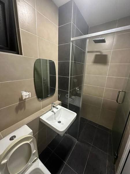 Service Residence for Rent at D'Pristine - YC Fung - Bathroom - PropertyGuru.com.my