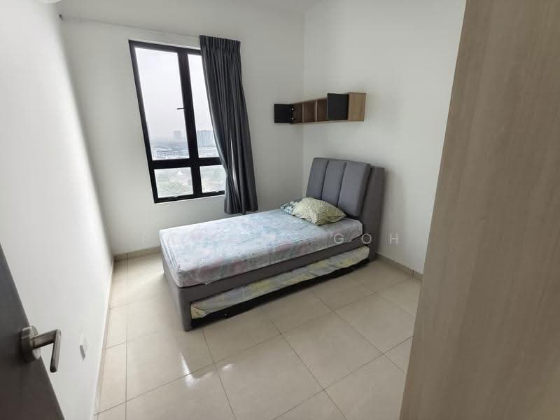 Kediaman Servis untuk Dijual di Sky Breeze Service Apartment - Pauline Goh - Bedroom - PropertyGuru.com.my