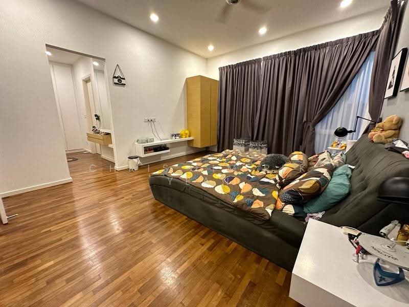 Semi-Detached House for Sale in Bandar Sungai Long (Selangor) - Chris Lim Pek Yean - Bedroom - PropertyGuru.com.my