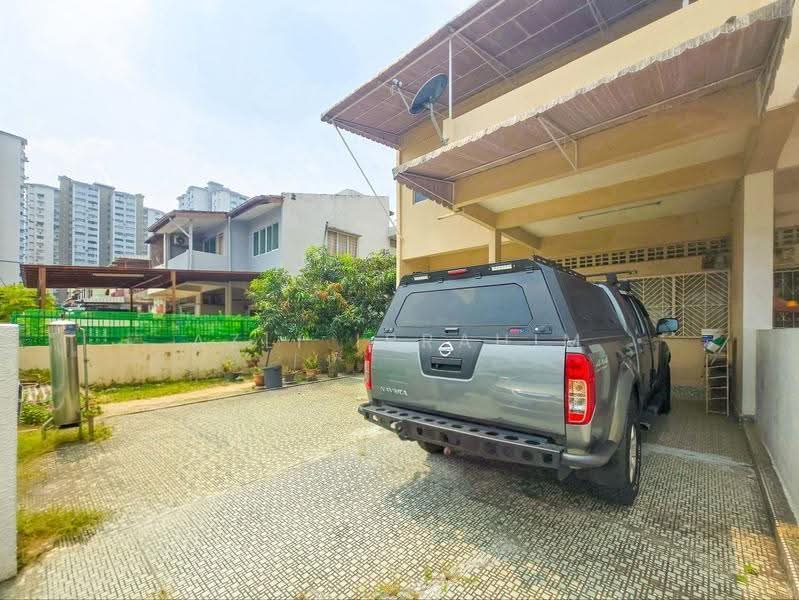 Rumah Teres 2-Tingkat untuk Dijual di Taman Maluri (Cheras) - Azli Ibrahim - Exterior - PropertyGuru.com.my