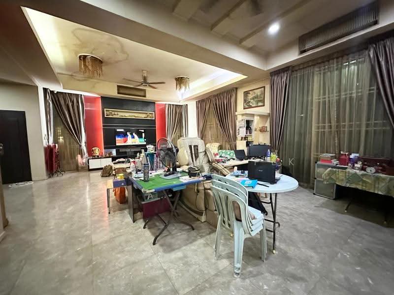Semi-Detached House for Sale in Bandar Sungai Long (Selangor) - Chris Lim Pek Yean - Living Room - PropertyGuru.com.my