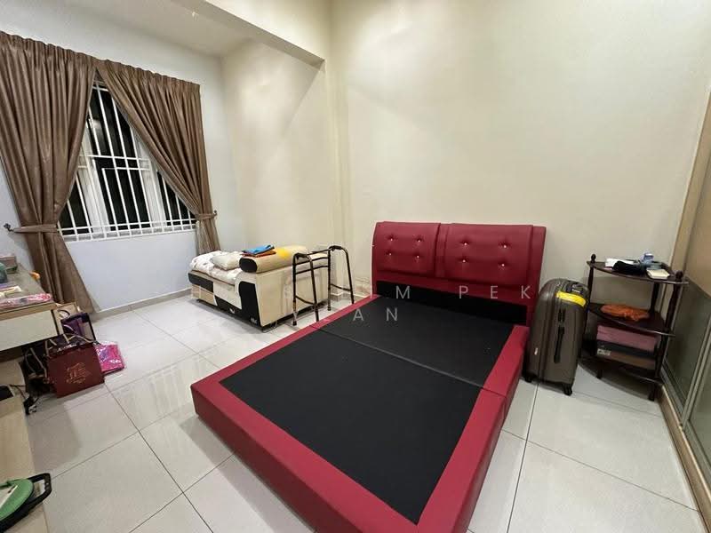 Semi-Detached House for Sale in Bandar Sungai Long (Selangor) - Chris Lim Pek Yean - Bedroom - PropertyGuru.com.my