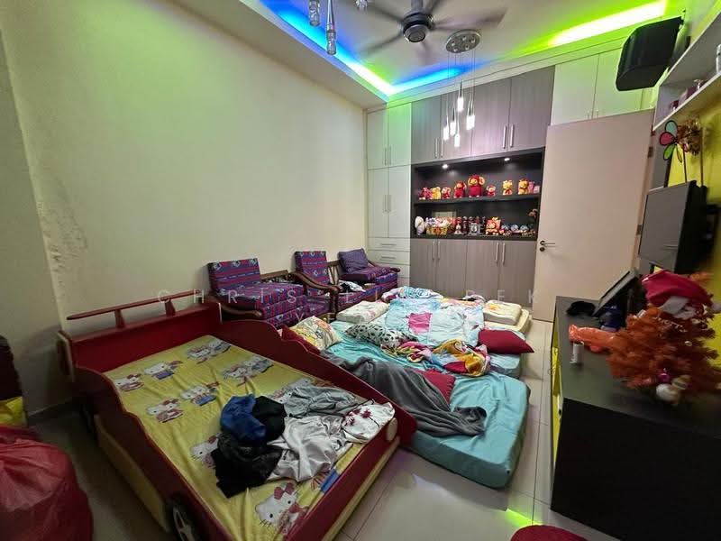 Semi-Detached House for Sale in Bandar Sungai Long (Selangor) - Chris Lim Pek Yean - Bedroom - PropertyGuru.com.my