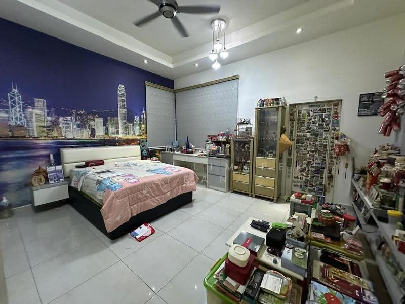 Semi-Detached House for Sale in Bandar Sungai Long (Selangor) - Chris Lim Pek Yean - Bedroom - PropertyGuru.com.my