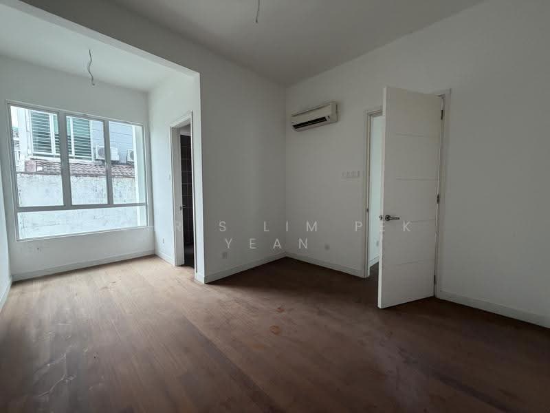 Bungalow House for Sale in Cheras (Selangor) - Chris Lim Pek Yean - Interior - PropertyGuru.com.my