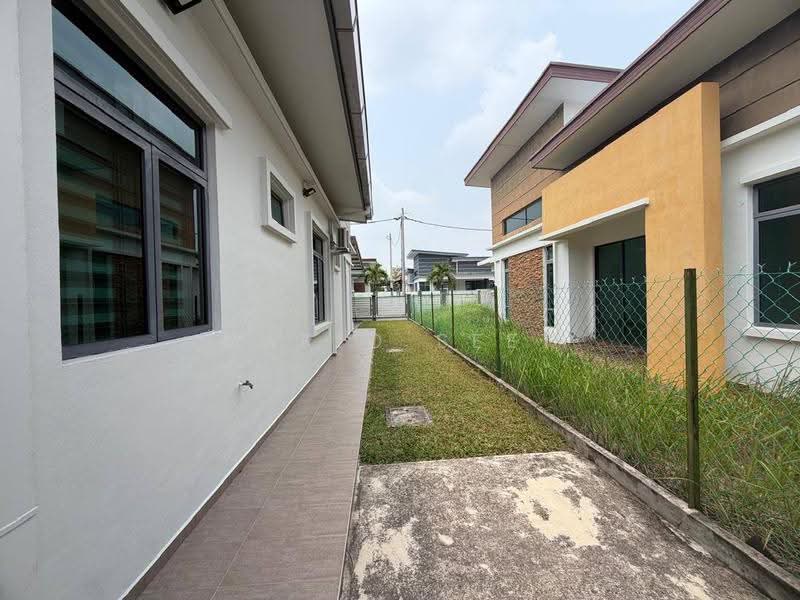 Bungalow House for Sale in Paya Rumput (Melaka) - Mario Seet - PropertyGuru.com.my