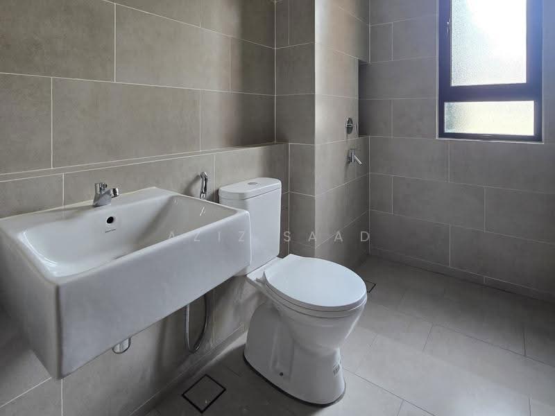 Townhouse for Rent in Elmina (Shah Alam) - Aziz Saad - Bathroom - PropertyGuru.com.my