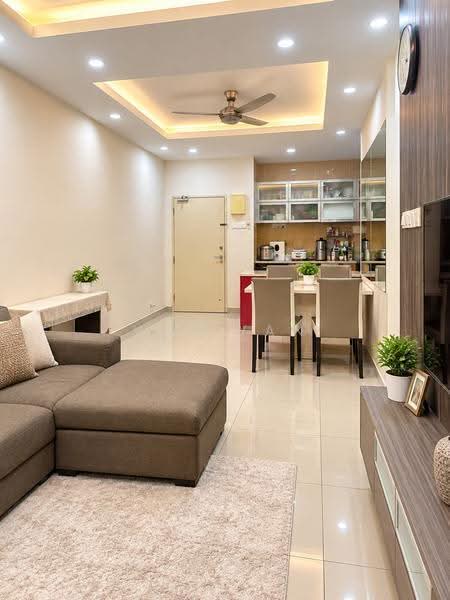 Kediaman Servis untuk Dijual di OUG Parklane - WAI YAN - Living Room - PropertyGuru.com.my