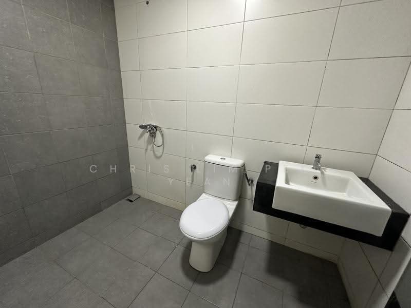 3-storey Terraced House for Sale in Cheras (Selangor) - Chris Lim Pek Yean - Bathroom - PropertyGuru.com.my