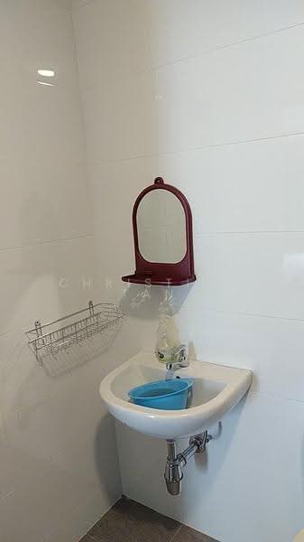 Kediaman Servis untuk Dijual di Utropolis Suites 2 - Christine Tan - Bathroom - PropertyGuru.com.my