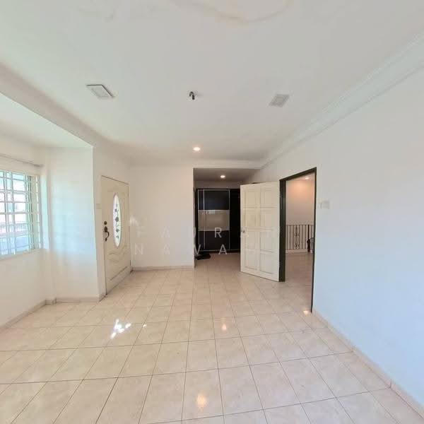 Rumah Teres 2-Tingkat untuk Dijual di Taman Sutera (Kajang) - Fauran Nawawi - Living Room - PropertyGuru.com.my