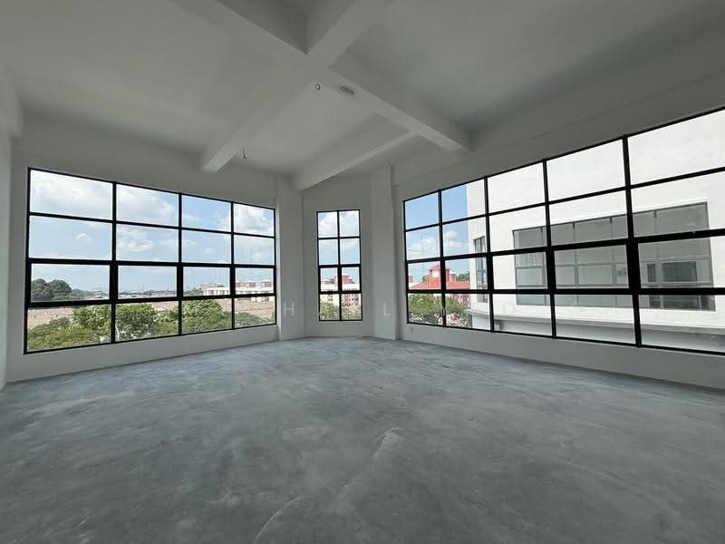 Shop / Office untuk Disewa di Bandar Bukit Tinggi (Klang) - Michael Yeo - Interior - PropertyGuru.com.my