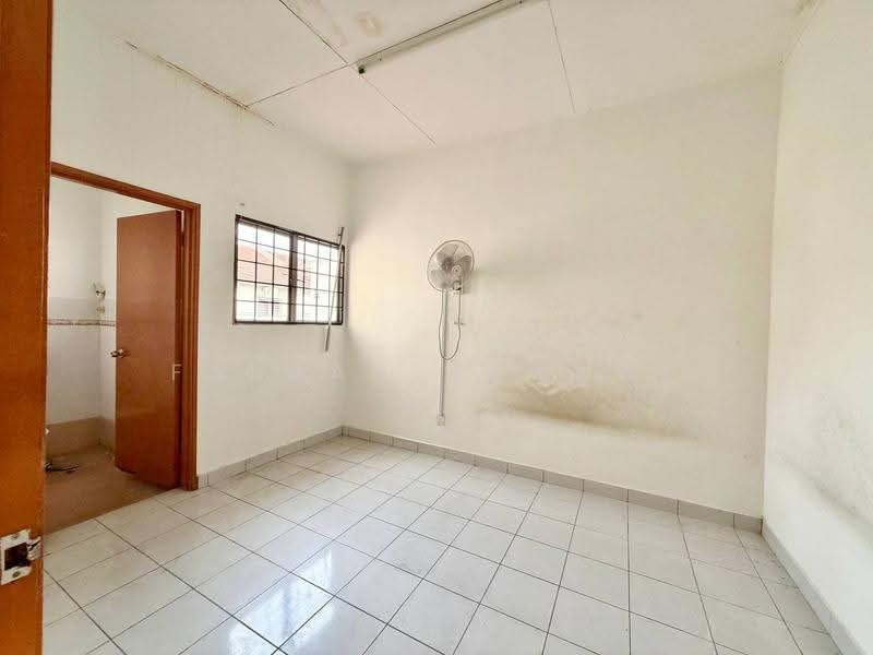 2-storey Terraced House for Sale in Taman Kajang Prima (Kajang) - Fauran Nawawi - PropertyGuru.com.my