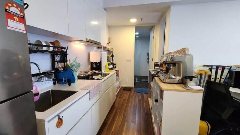 Service Residence for Rent at SqWhere Service Apartments - Christine Tan - Kitchen - PropertyGuru.com.my