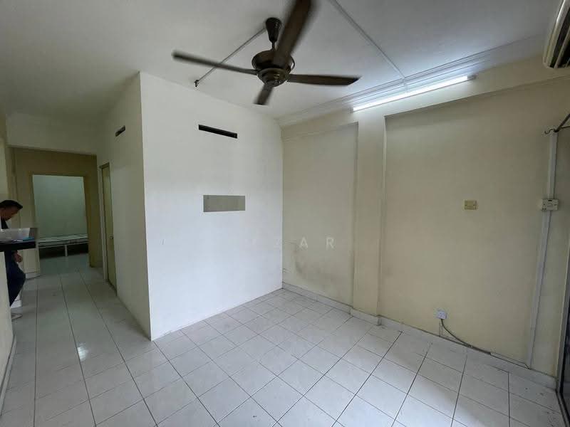 Pangsapuri untuk Dijual di Pangsapuri Kasturi Tiara - Amzar Faiz - PropertyGuru.com.my
