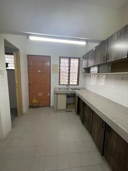Rumah Teres 2-Tingkat untuk Dijual di Taman Sri Gombak (Gombak) - WAI YAN - Kitchen - PropertyGuru.com.my