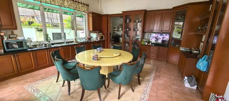 Bungalow House for Sale in Taman Stulang Laut (Johor Bahru) - Catherine Ong - Kitchen - PropertyGuru.com.my