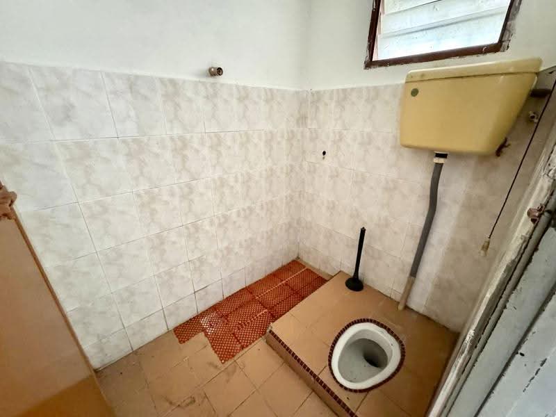 Rumah Teres 2-Tingkat untuk Dijual di Semenyih (Selangor) - Fazri . - Bathroom - PropertyGuru.com.my