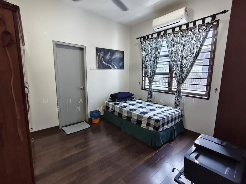 Semi-Detached House for Sale in Kota Seriemas (Nilai) - Muhammed Nazri bin Mustapha - Bedroom - PropertyGuru.com.my