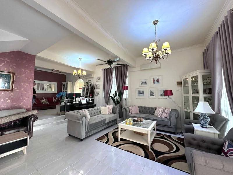 2-storey Terraced House for Sale in Taman Desa Melati (Nilai) - Ammeer Nadzrai - Living Room - PropertyGuru.com.my